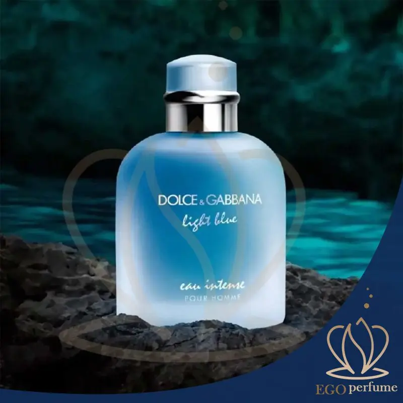 چگونه شخصیت ما روی انتخاب عطر تأثیر می‌گذارد؟ light 