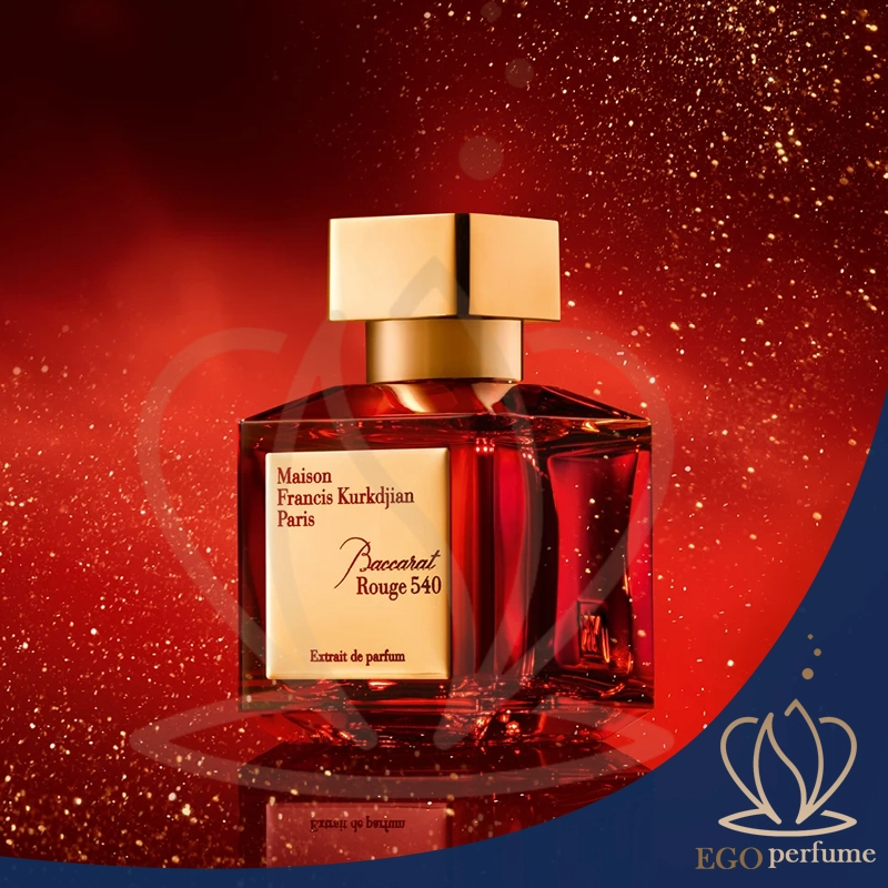 بهترین عطرهای چوبی مردانه عطر باکارات رژ 540 به عنوان یک عطر یونیسکس زنانه و مردانه بسیار مناسب در فصول سرد می باشد