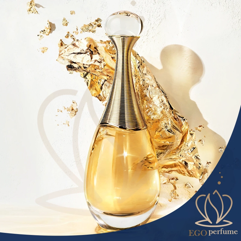 6 تا عطر مشهور دنیا که هر فردی باید بشناسد | خرید بهترین عطرها از عطر ایگو. عطر دیور جادور عطری لوکس و خیره کننده از برند دیور هستش که یکی از محبوب ترین عطرهای زنانه دنیا هستش.