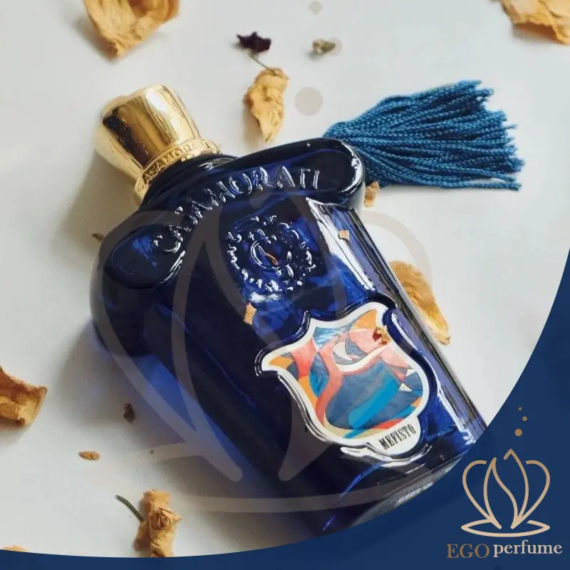 مقایسه عطر کازاموراتی مردانه مفیستو و بلو شنل؛ انتخاب بین کلاسیک ایتالیایی و مدرنیته فرانسوی 01