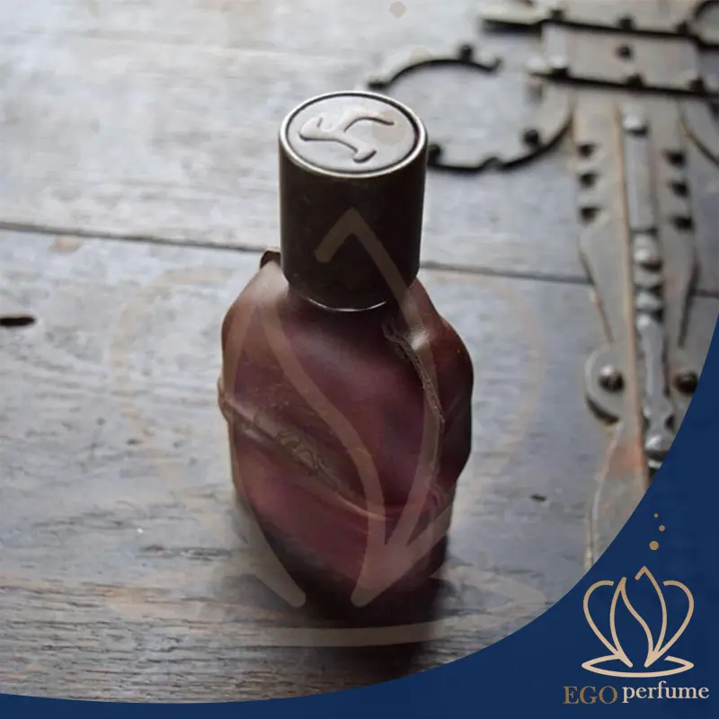 داستان سازنده‌ی عطر کویوم؛ الهام از چرم، زمین و قدرت مردانه در نگاه اورتو پاریسی 01