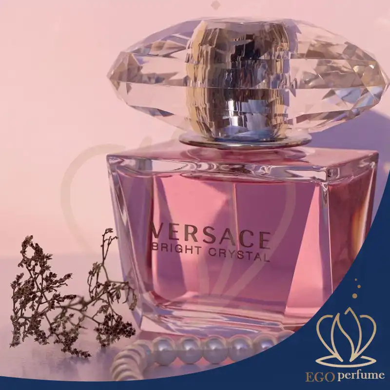بهترین عطرهای زنانه و مردانه برای دانشگاه | راهنمای کامل انتخاب عطر دانشجویی 05